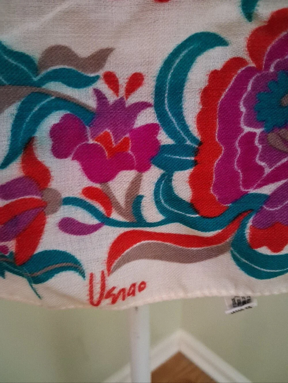 Vera Vintage Wool Floral Square Scarf